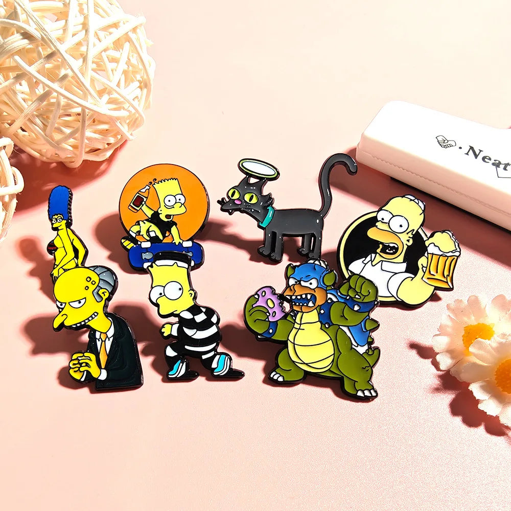 Lot de 7 Pin's Simpsons - Springfield et Boule de Neige